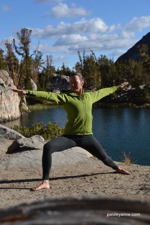 Virabhadrasana 2 : Rock Creek, CA